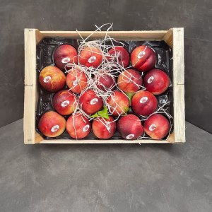 Fruits and Vegetables - White Nectarine - Nectarine Blanche